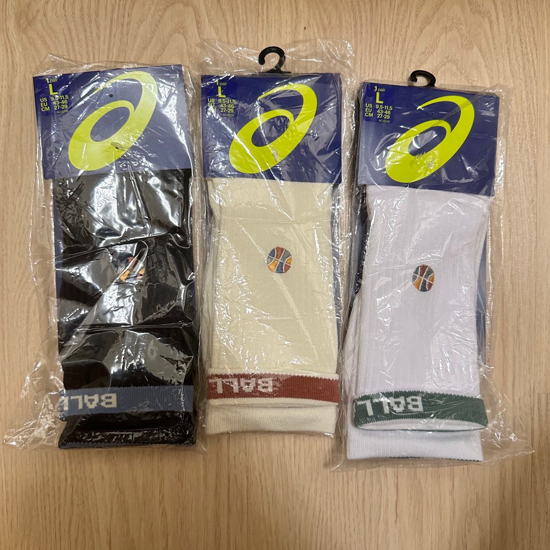 Asics Ballaholic socks, 女裝, 手錶及配件, 襪褲襪- Carousell