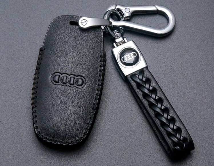 Key Cover In Carbon - Audi Genuine Accessories GCC Markets - Foto 9