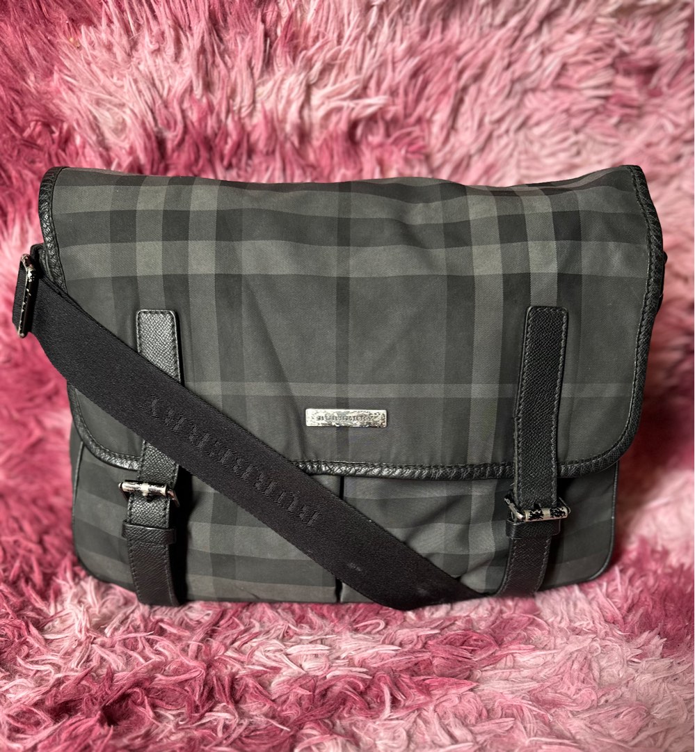 Burberry Alma design with Etiketa, Luxury, Bags & Wallets on Carousell