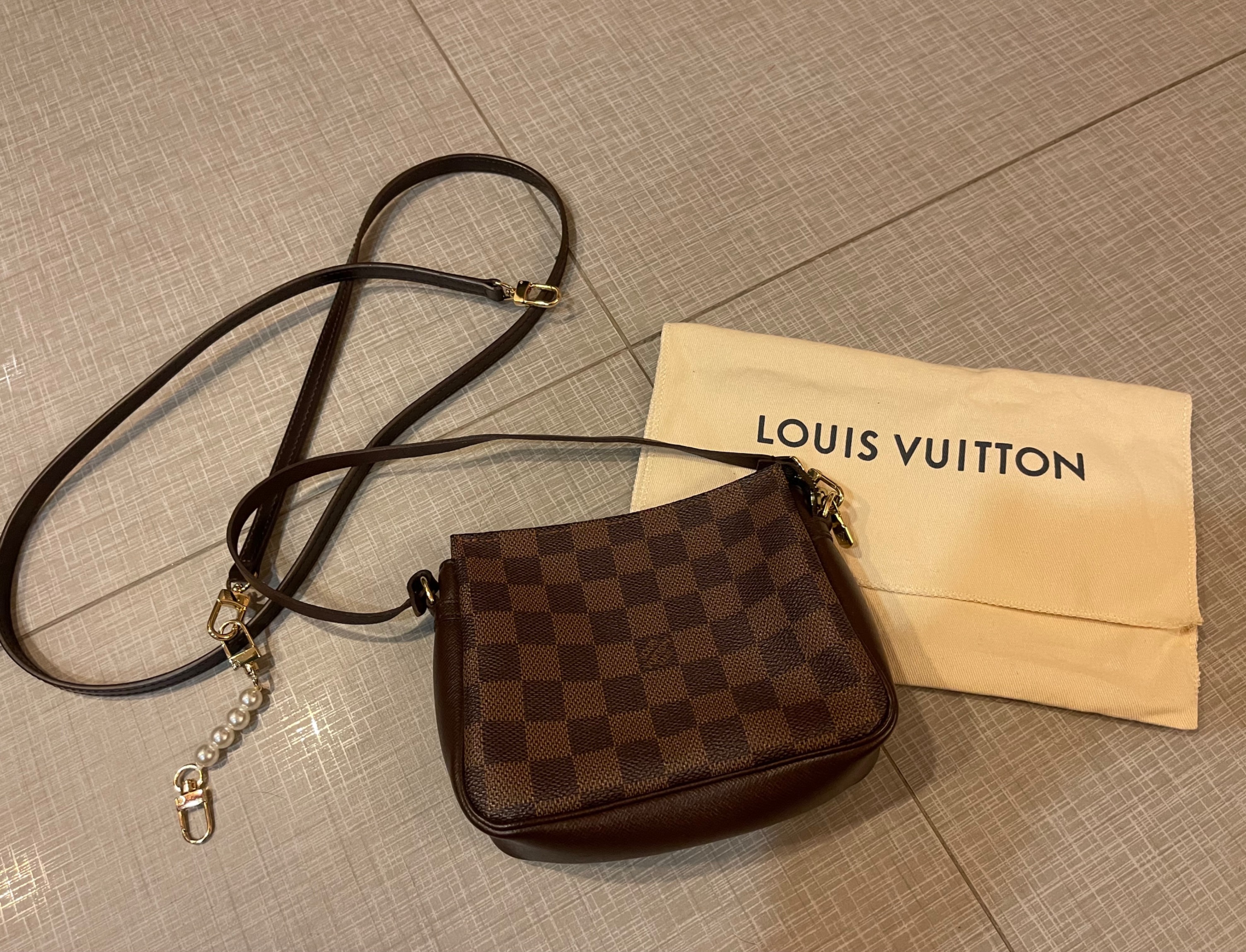 Louis Vuitton Turenne - Maxi-Cash