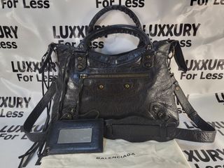 Balenciaga Town