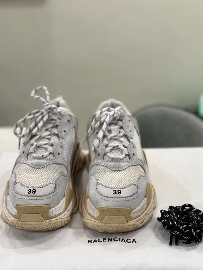 balenciaga triple s mens silver