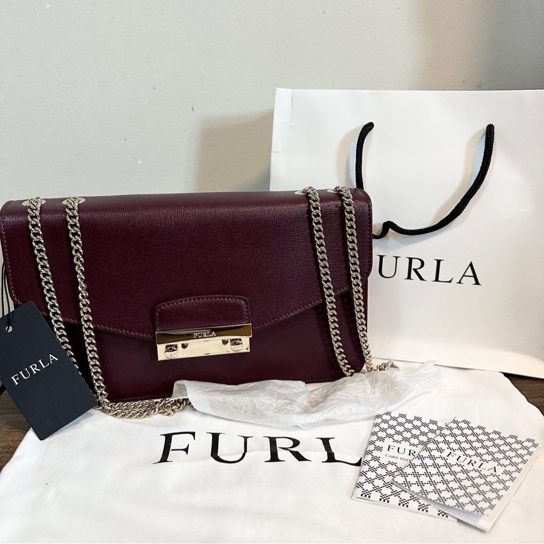 Furla deals julia pochette