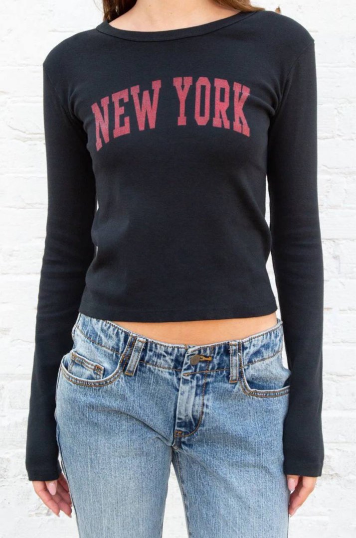 brandy melville tori new york top, Women's Fashion, Tops, Longsleeves