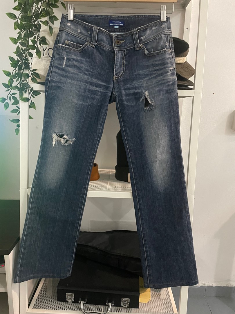 BURBERRY JEANS BLUE LABEL Women s Fashion Bottoms Jeans