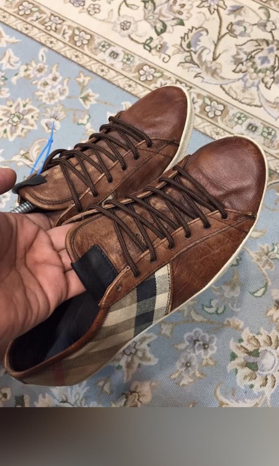 Burberry Shoes Women s Fashion Footwear Sneakers on Carousell