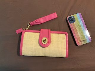 Preowned Like New Vintage Condition Coach Parker Straw and Nappa Large Wristlet Wallet Clutch PINK NATURAL