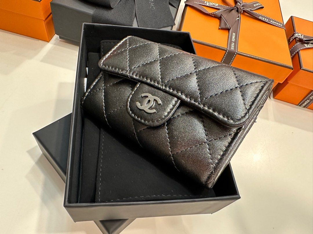 Chanel Card Holder, Women's Fashion, Bags & Wallets, Purses & Pouches