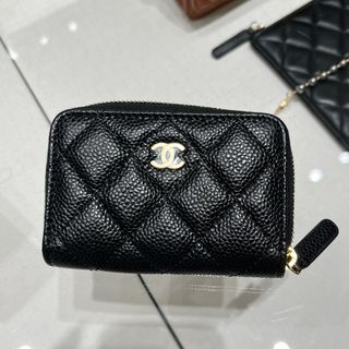Shop CHANEL Zipped Coin Purse (AP3402 B12928 10601) by Stay-Gold.Japan