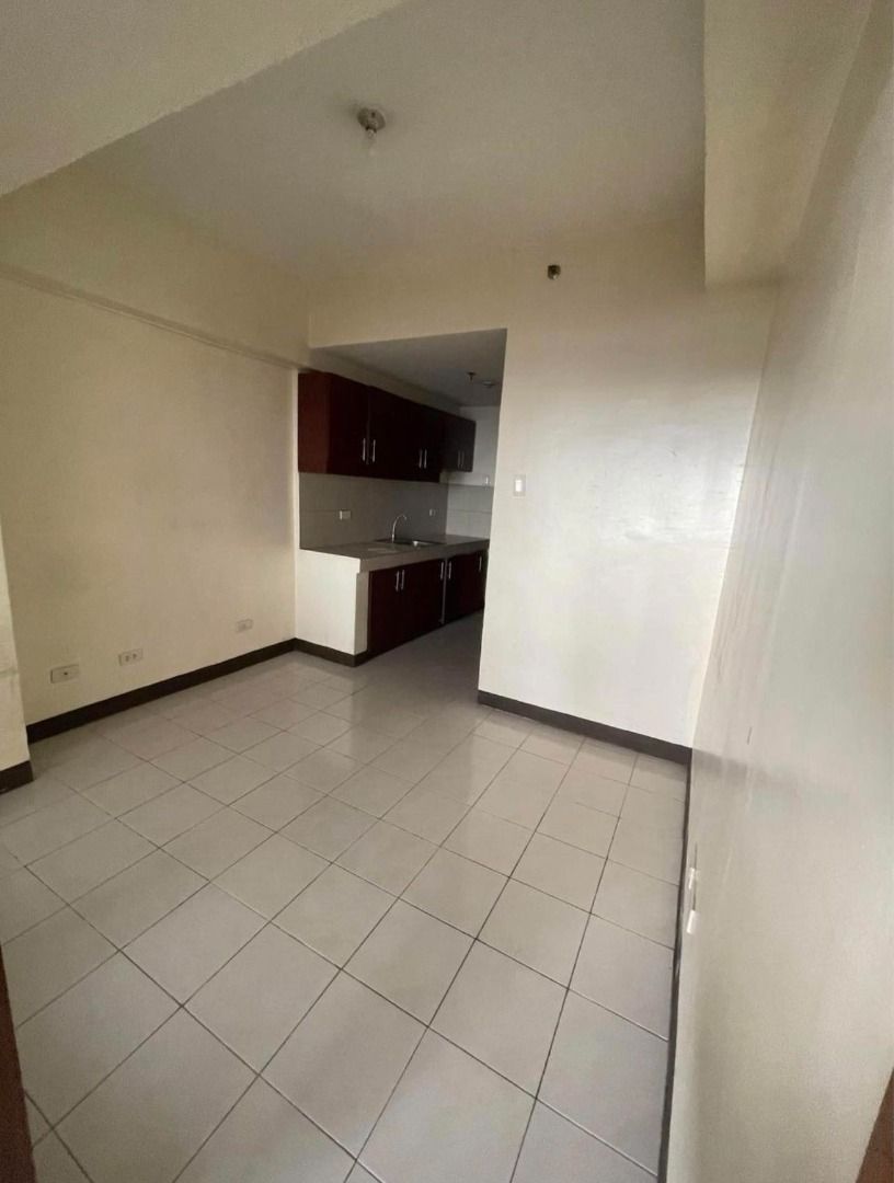 Cityland Makati Executive, Tower 4, 1 Bedroom Condominium Unit in