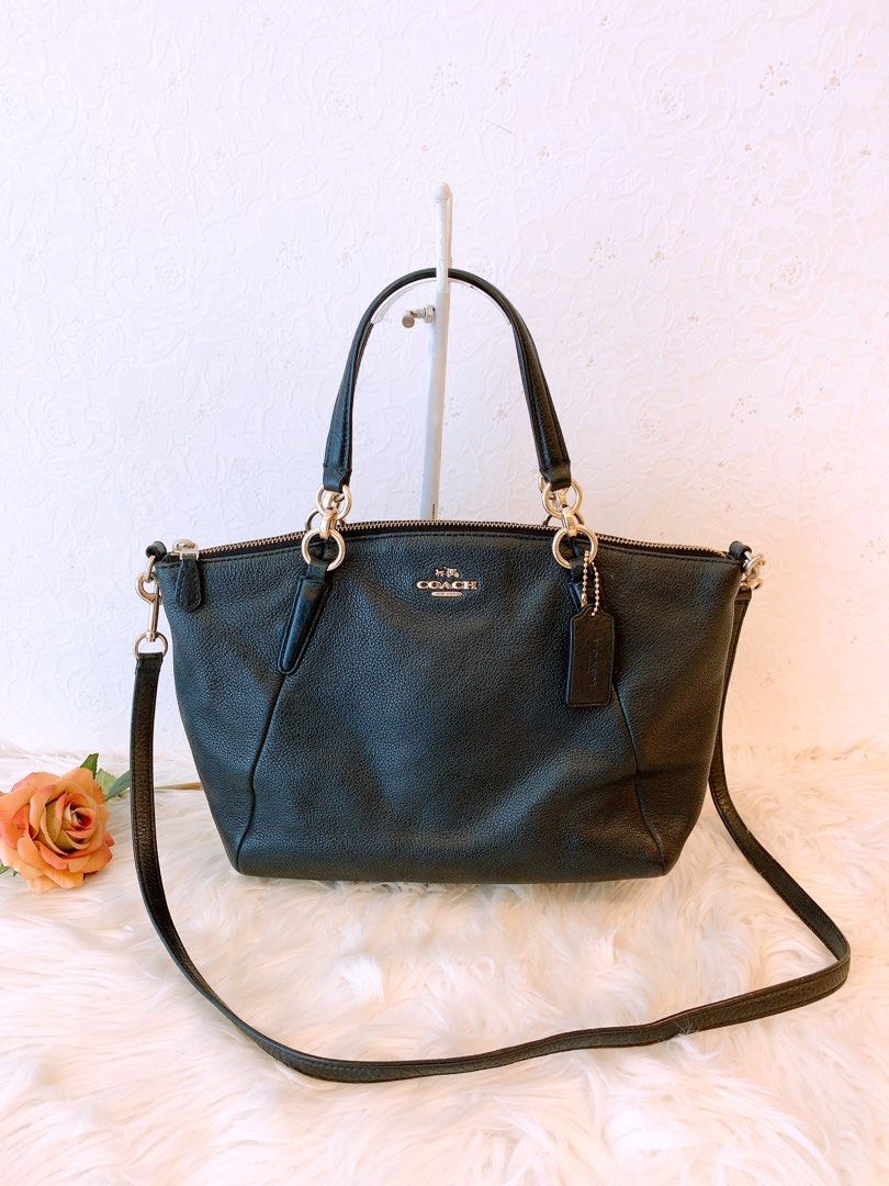 Coach leather small sale kelsey cross body bag