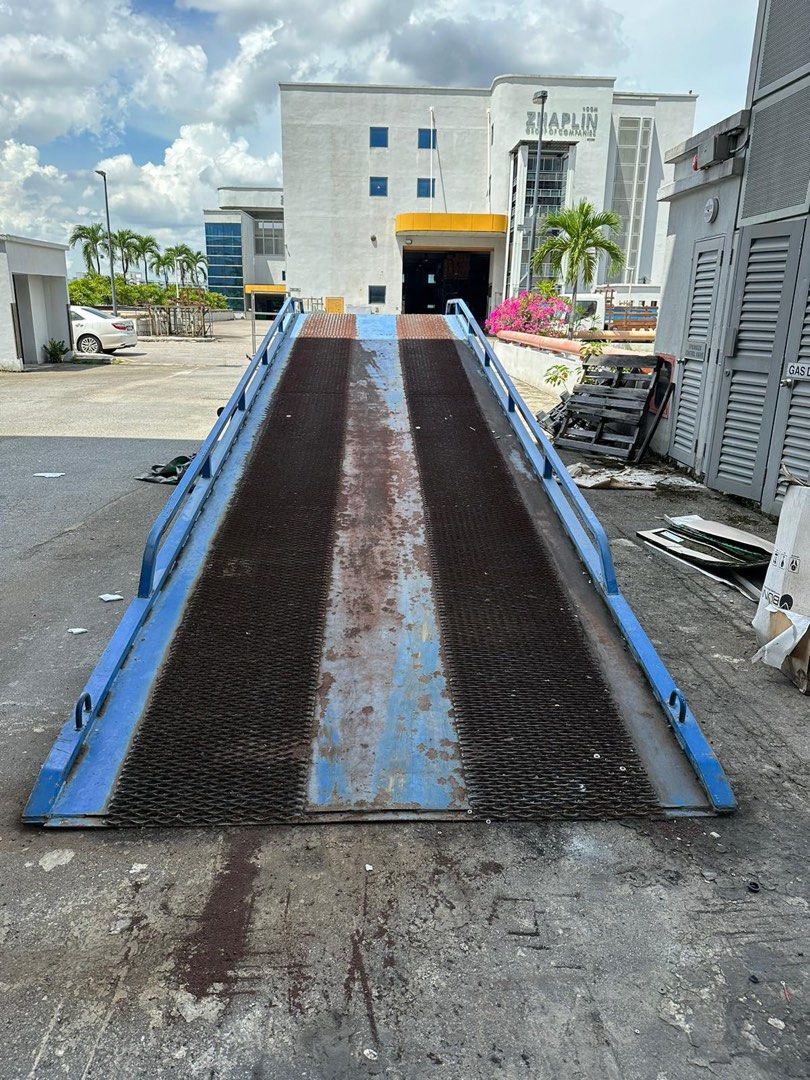 Used Container Ramps Container ramp, Everything Else on Carousell