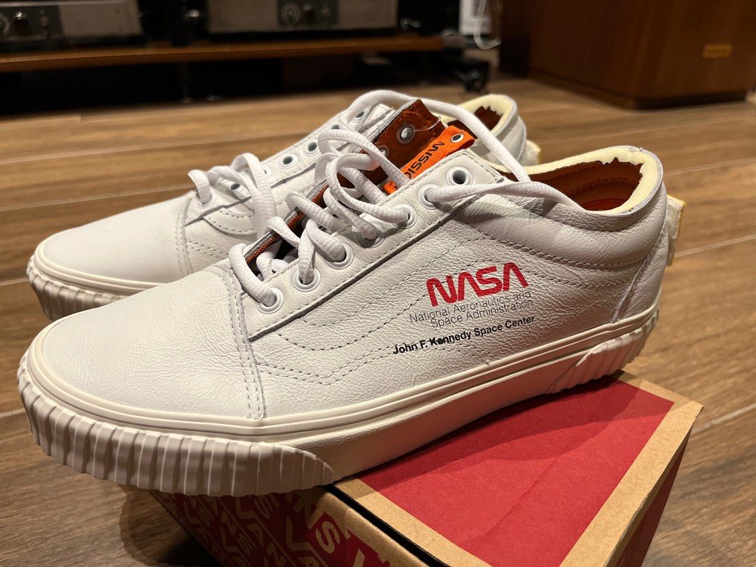 Nasa x converse top