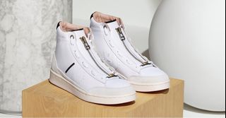 （分類：）位於 。 由 leonn1234 提交（商品編號 1241536202，圖片 1）。簡介： 。