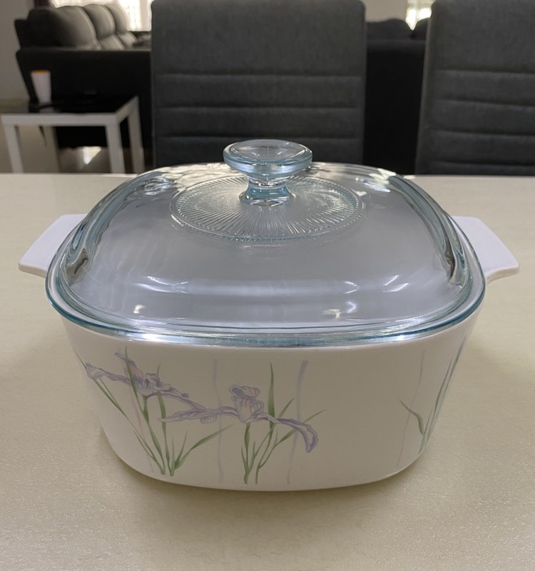 Corningware shadow Irish, Furniture & Home Living, Kitchenware