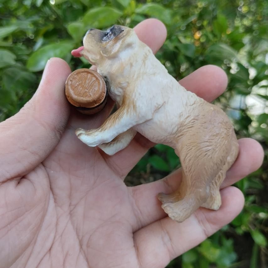Dog Statue Figurines (Category: Figurines & Statues) located in Cainta. Submitted by japananikanik (Listing ID 1241510784, Image 2). Description: - Preloved - From Japan - NO FLAWS - Item on Hand ready for shipping - Great for gift/collection Prices are for the Item only SHIPPING FEE NOT INCLUDED legit seller.