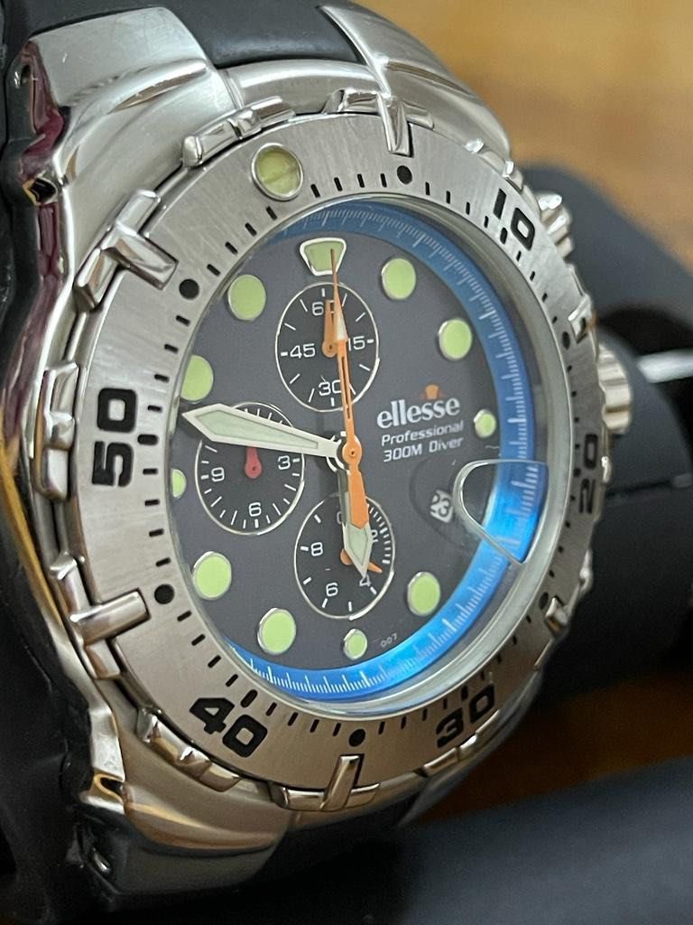 Ellesse professional 300m diver watch cheap