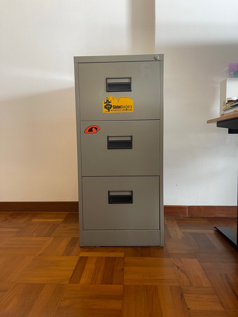 Filing (grey/ metal/ lockable), Furniture & Home Living