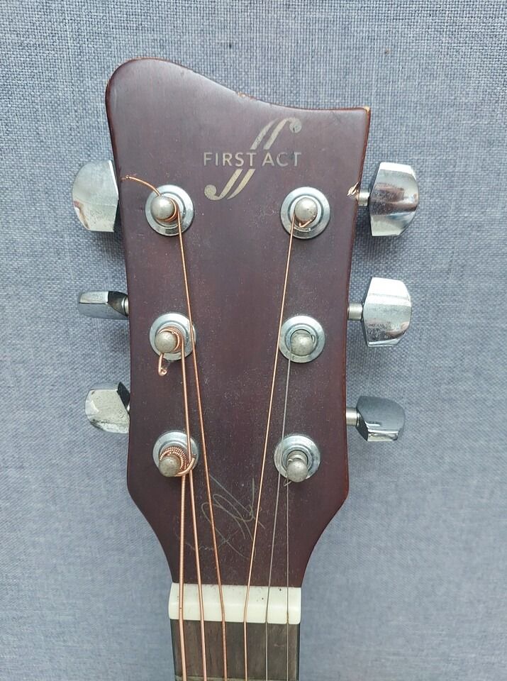 First act adam best sale levine acoustic guitar