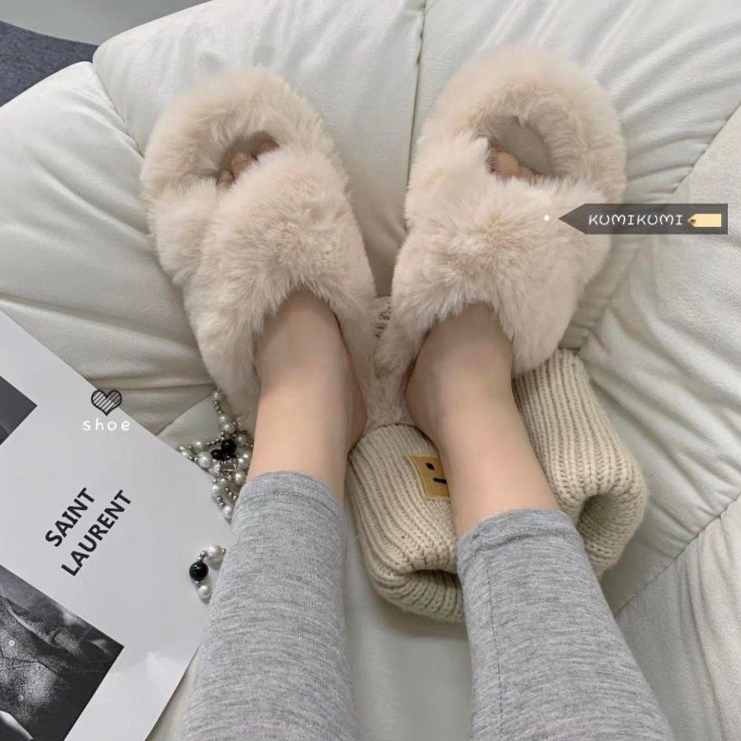 Furry chappals top