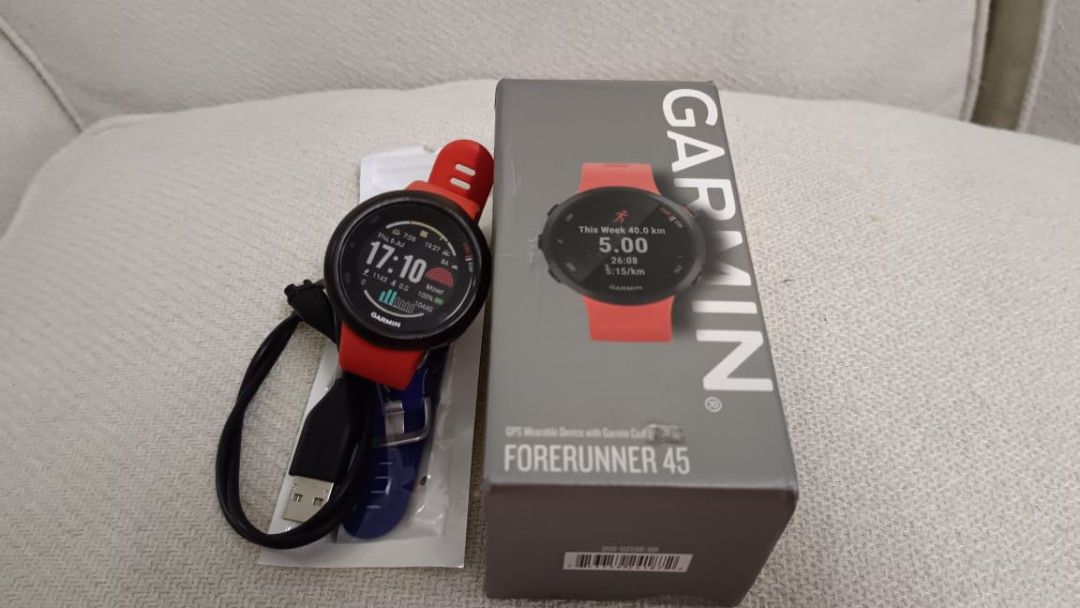 Garmin forerunner 45 red hot sale