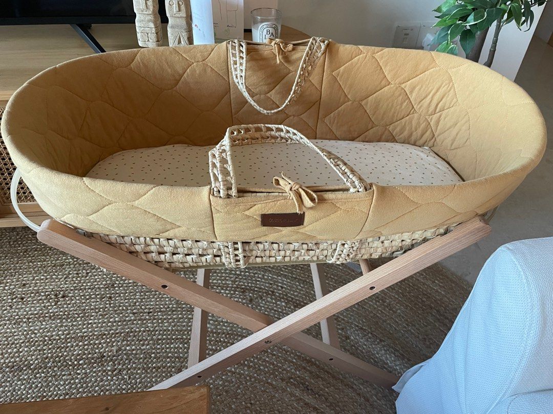 Green Sheep Moses Basket, Babies & Kids, Baby Nursery & Kids Furniture