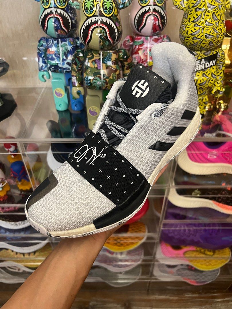 Harden Vol 3 US9.5 Carousell