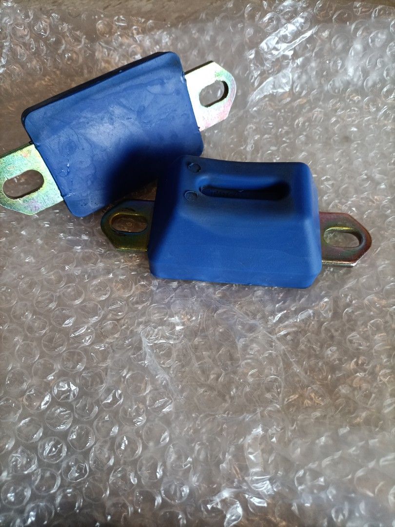 Hiace T'S Bump Stopper, Car Accessories, Accessories on Carousell