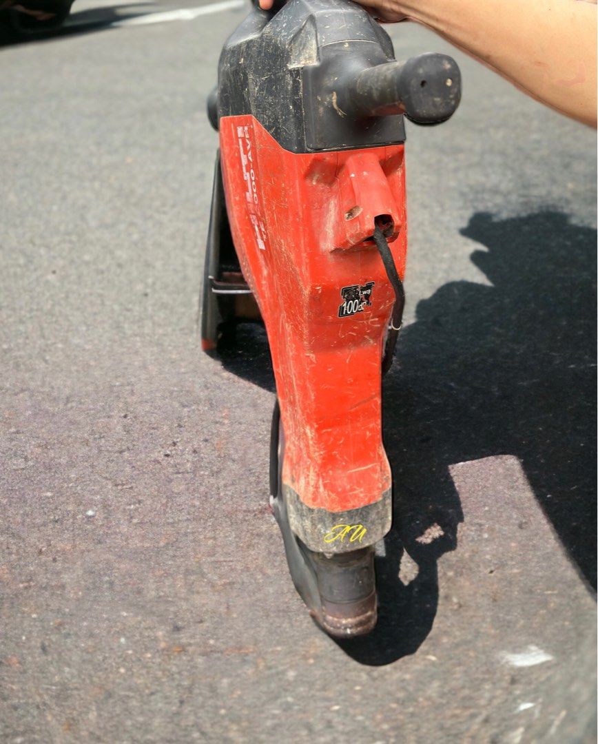 HILTI TE2000AVR Jack Hammer High End Original with Receipt HILTO Davao Purchased, Commercial