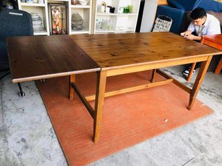 Ikea leksvik pinewood extendable dining table  54L to 74L x 31W x 29H inches In good condition Code akc 234