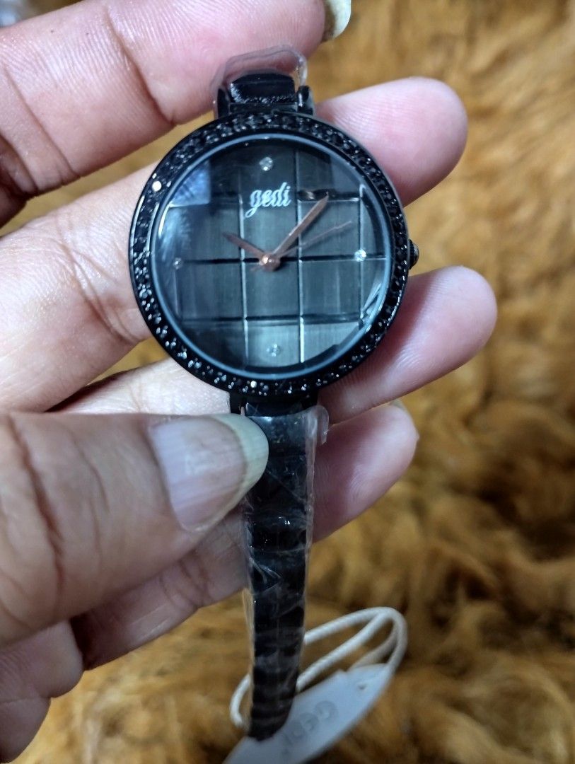 Jam tangan merk GEDI, Fesyen Wanita, Jam Tangan di Carousell