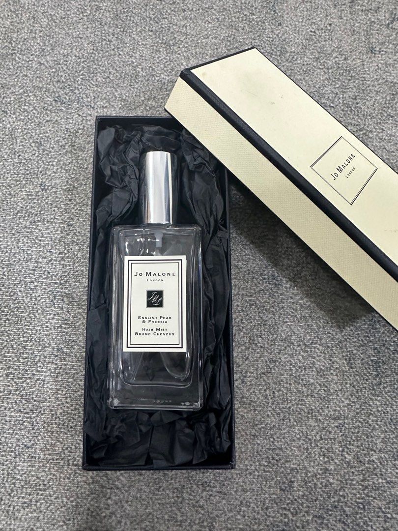 English pear and freesia hair 2025 mist