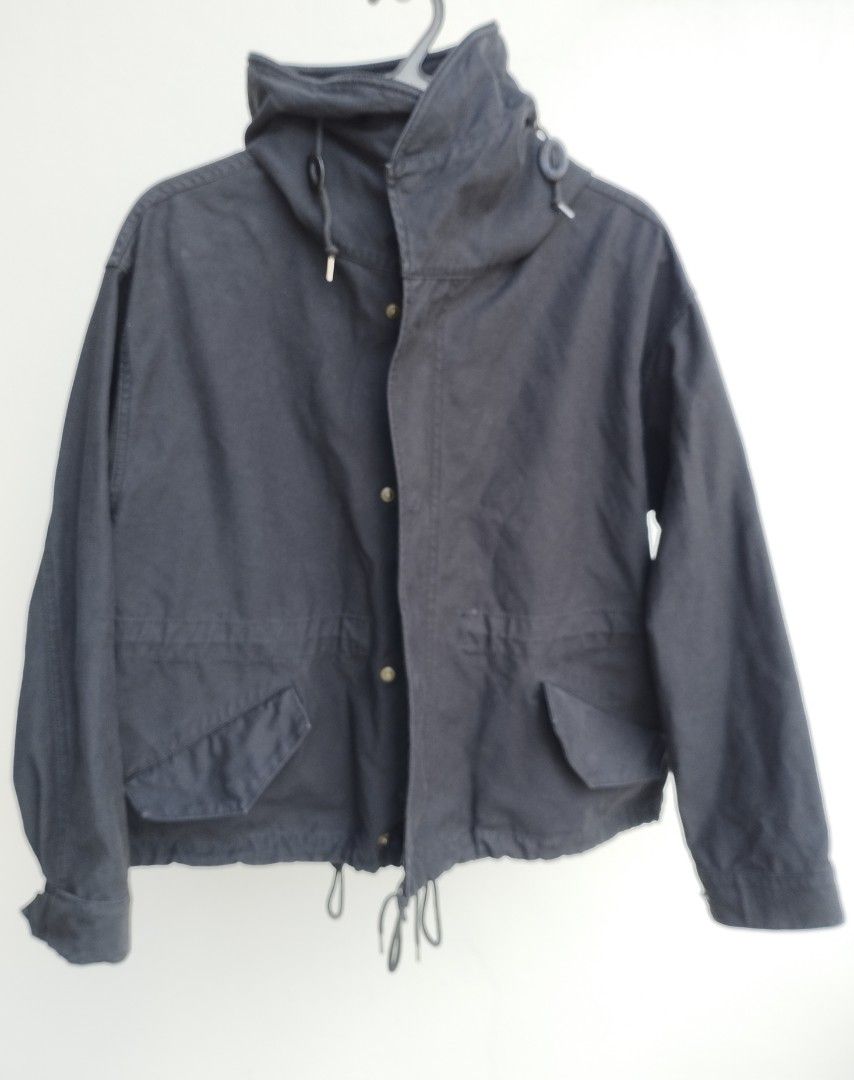 Short sale fishtail parka
