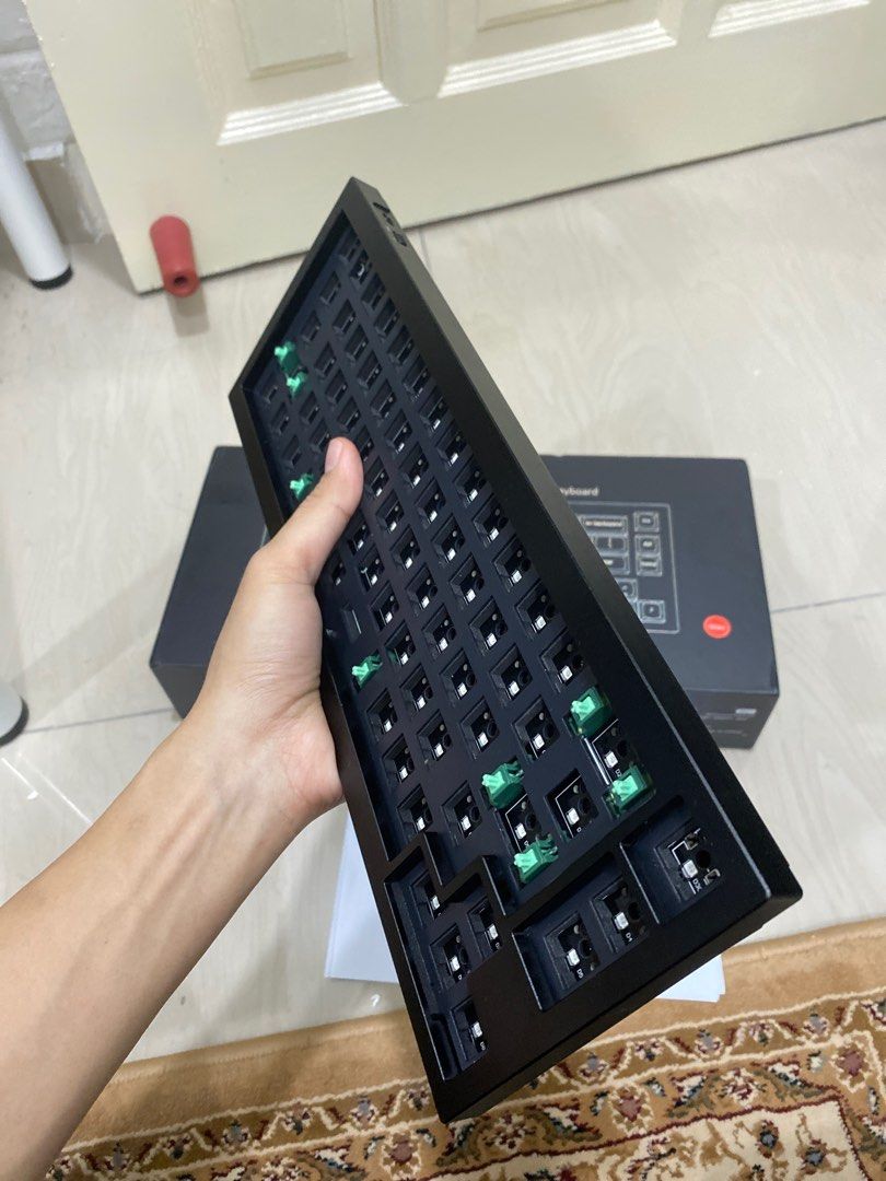 Keychron Q2 Custom Mechanical Keyboard Backbone Black, Computers & Tech