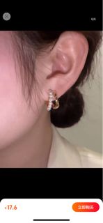 (Category: ) located in . Submitted by clearmyclothesplz (Listing ID 1241447976, Image 1). Description: .