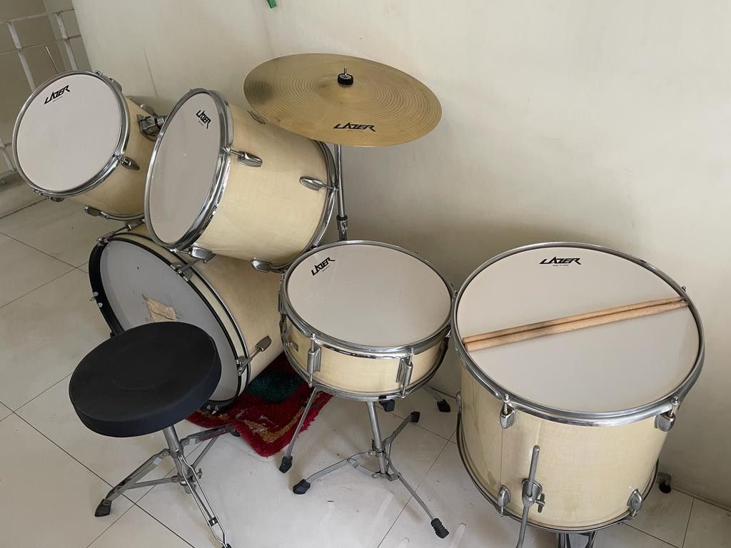 Lazer Drum Set on Carousell