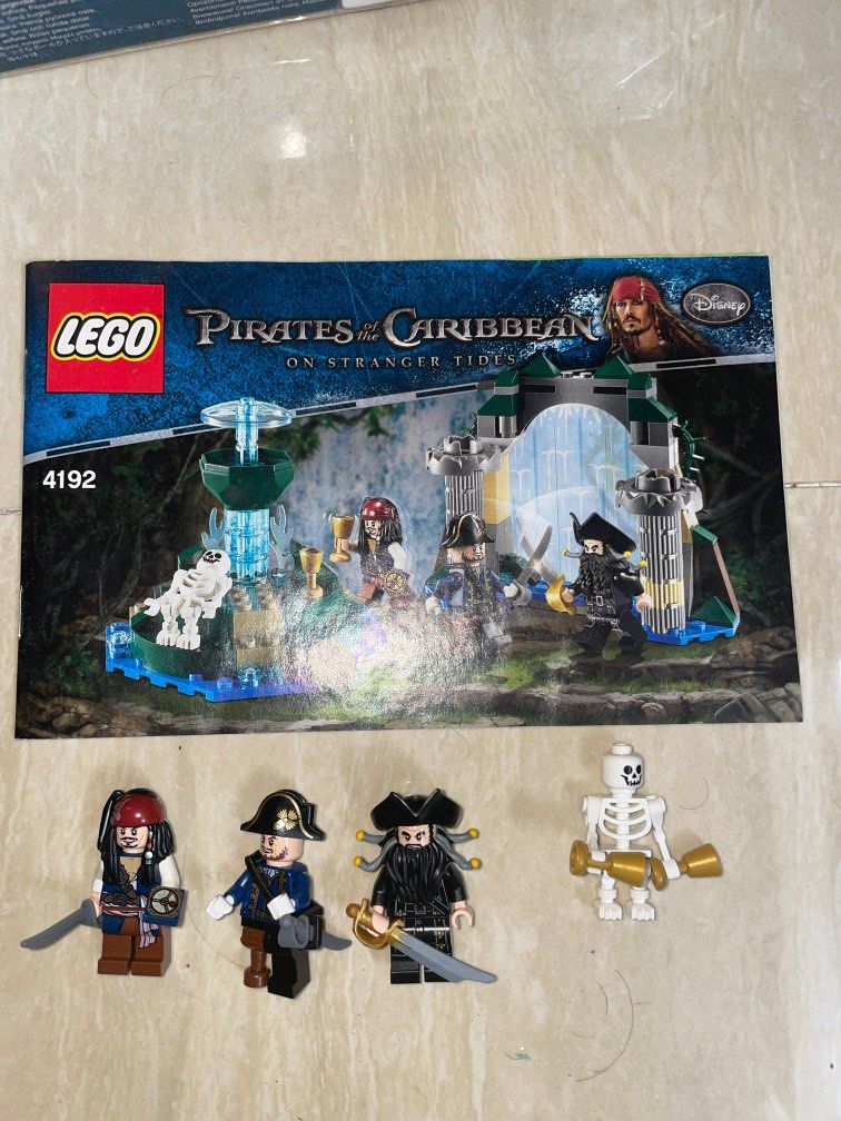 Lego pirates fountain of youth top