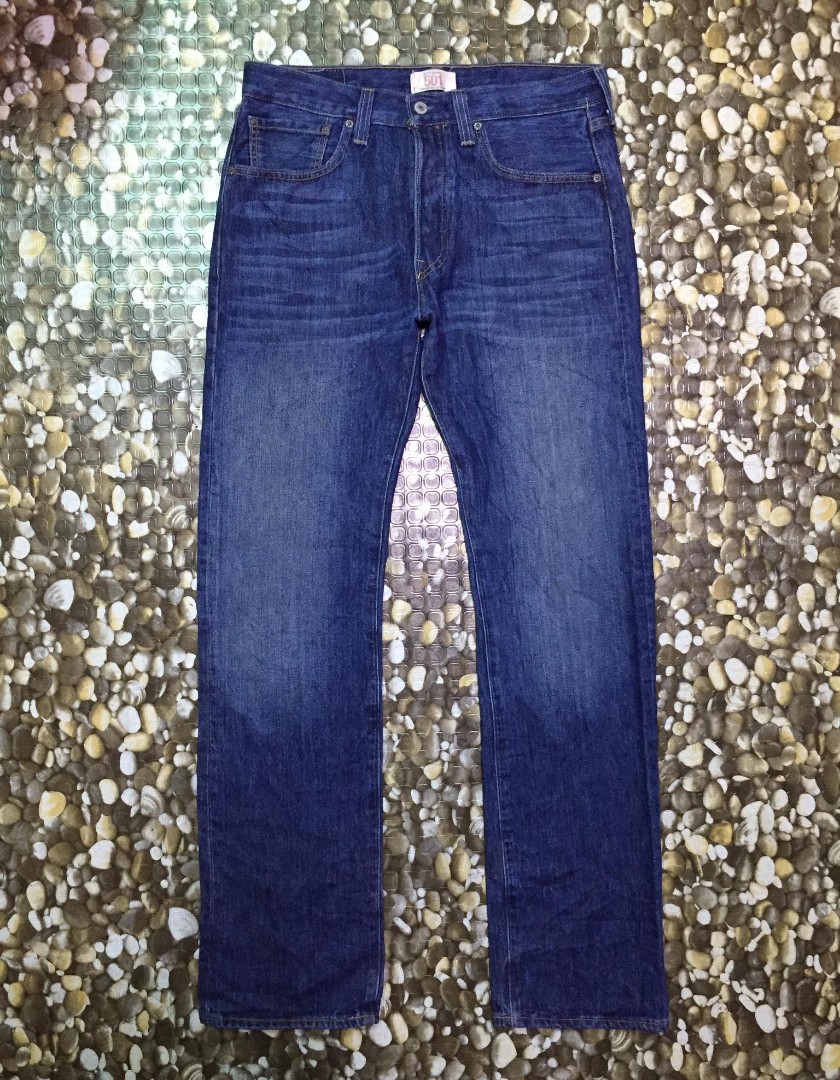 Levi's 501, Men's Fashion, Bottoms, Jeans on Carousell
