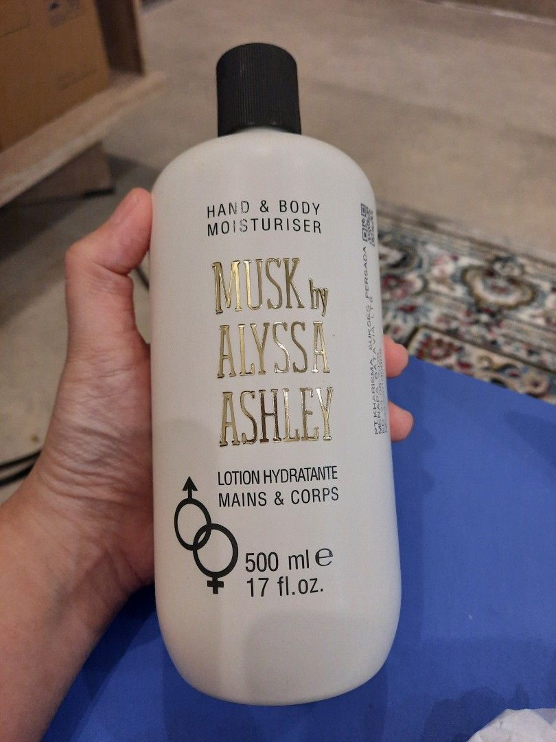 Harga hand body hotsell musk alyssa ashley