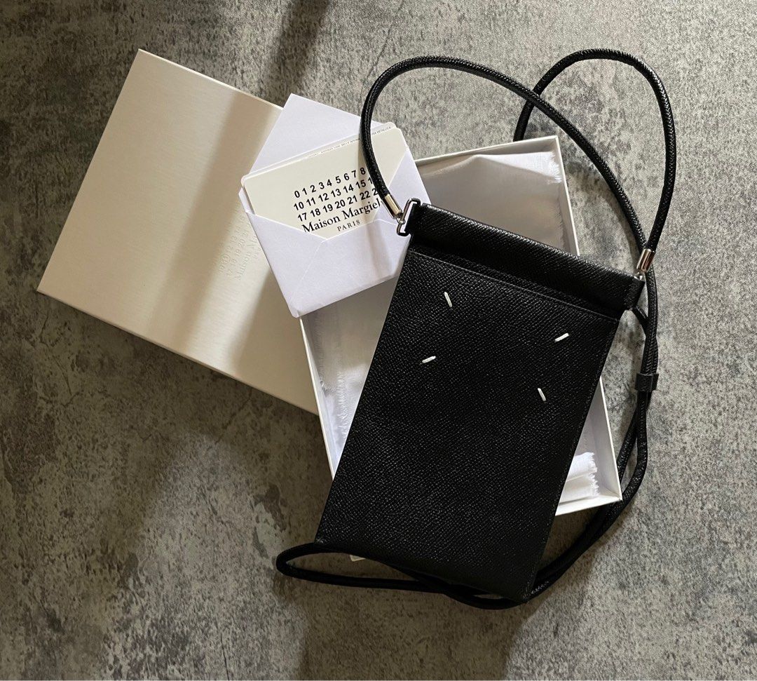 Maison Margiela Full-Grain Leather Phone Pouch with Lanyard - Black