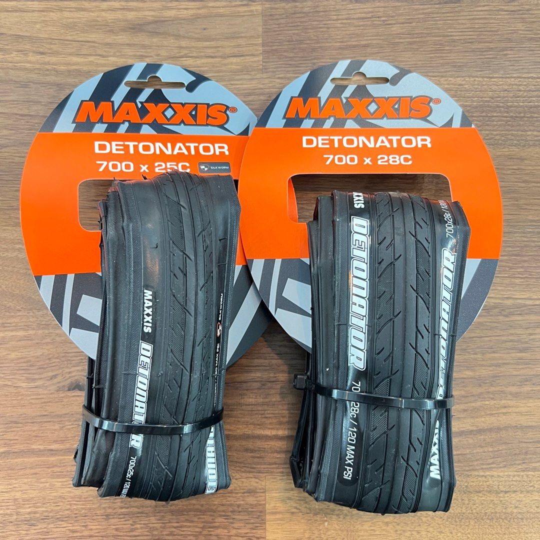 Maxxis Detonator Road Tyre Foldable 700x25 28c