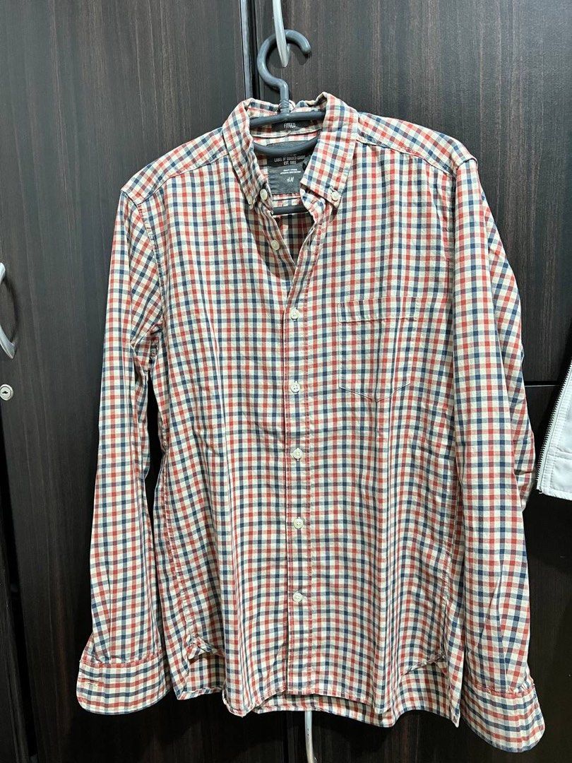 men s h m l.o.g.g. fitted checkered button down longsleeve polo Men s Fashion Tops Sets Tshirts Polo Shirts on Carousell
