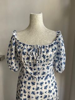 Milkmaid blue puff sleeves dress
