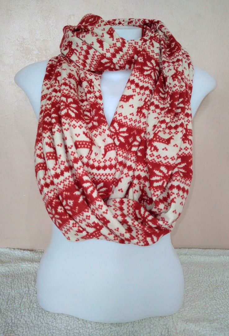 Missy s H M Deer Print Rust Brown Infinity Scarf Viscose Men Women Unisex One Size Women s Fashion Watches Accessories Scarves on Carousell