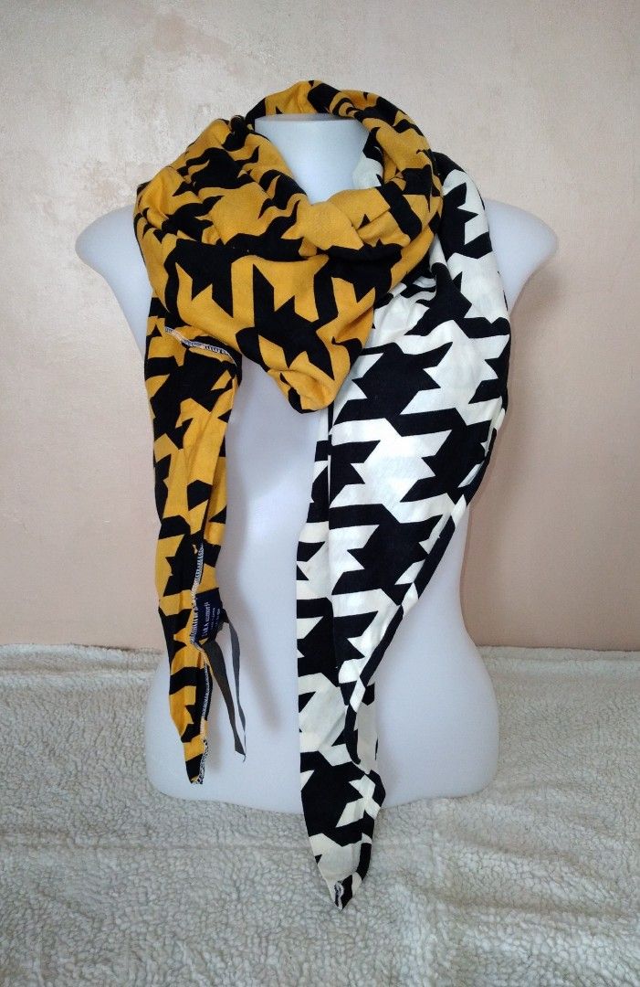 Zara accessories scarf on sale