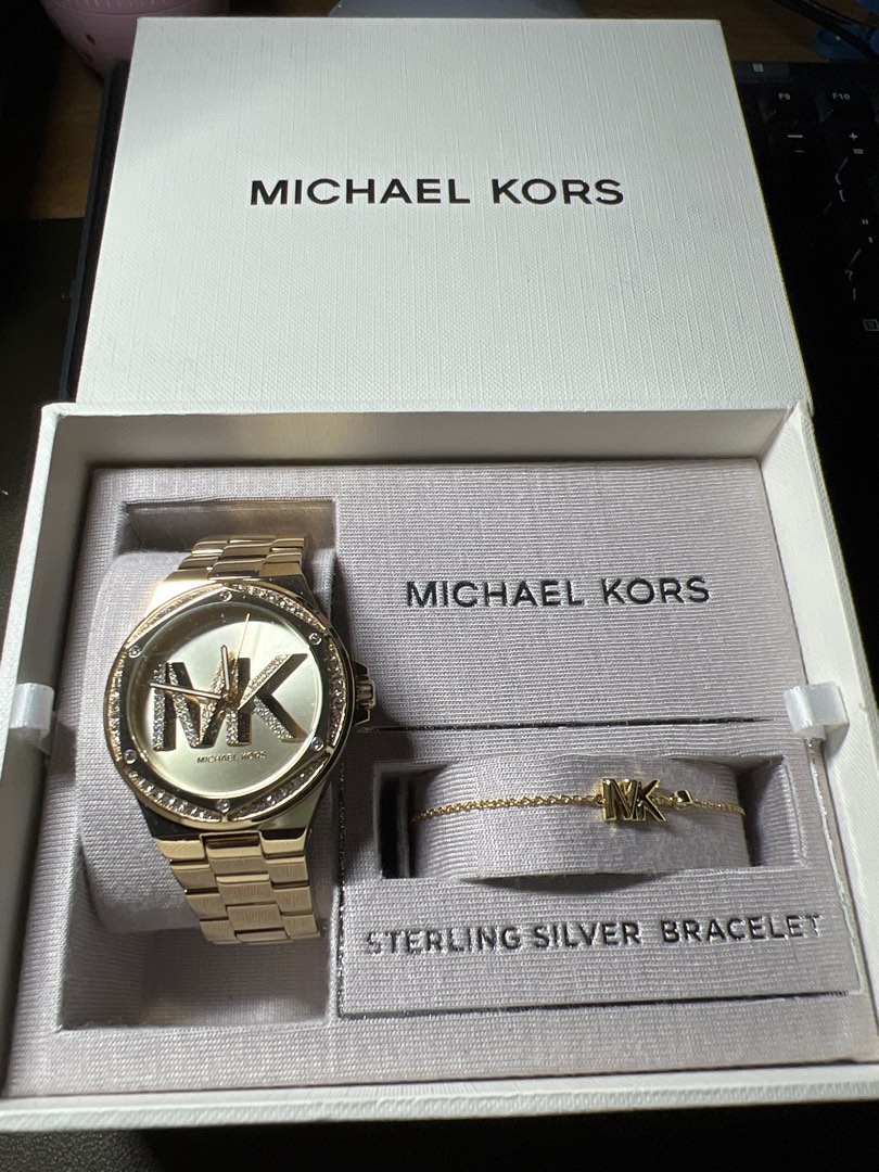 MK watch and bracelet set Women s Fashion Watches Accessories