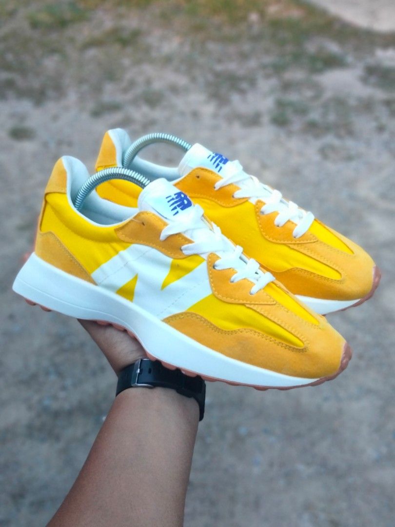 Nb 327 yellow 2025