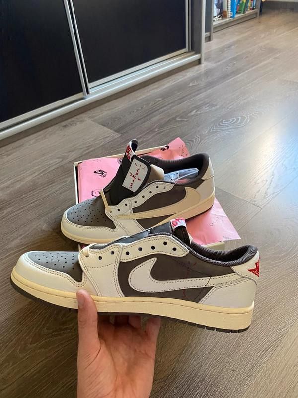 travis scott air jordan low mocha