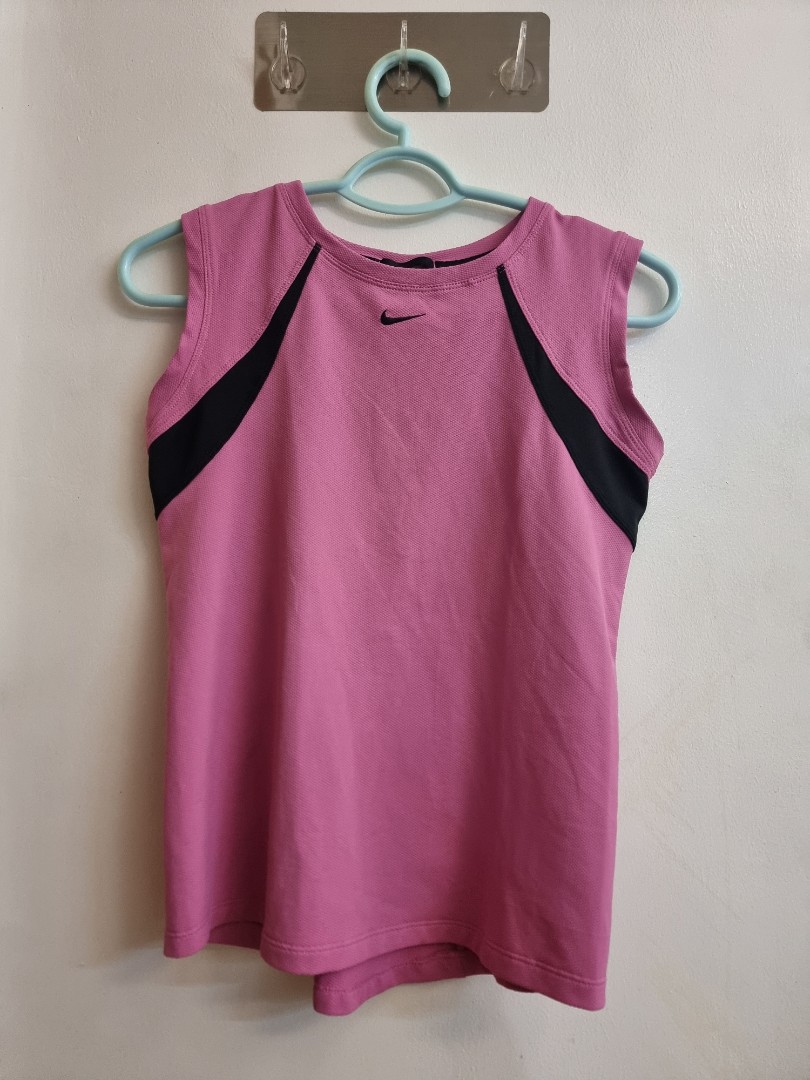 Nike Athletic top on Carousell