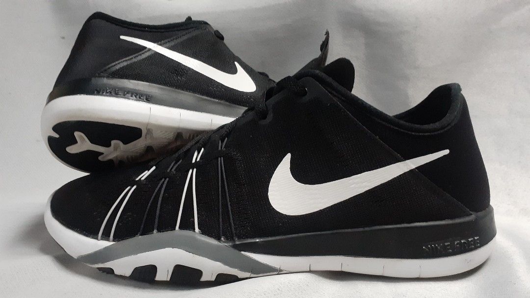 Nike FREE TR 6 women s Cross Training and Fitness shoes size US 6